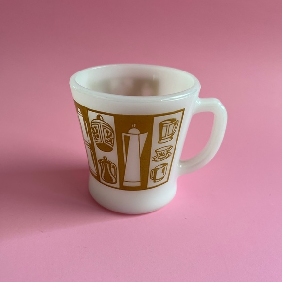 Vintage milk glass mug with tea/coffee pot design by fire king - Picture 1 of 6